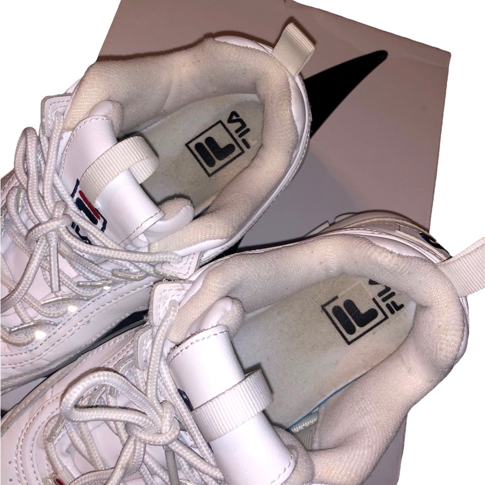 FILA Women’s Disruptor 2 Premium Sneakers, Size 7 - Picture 4 of 7